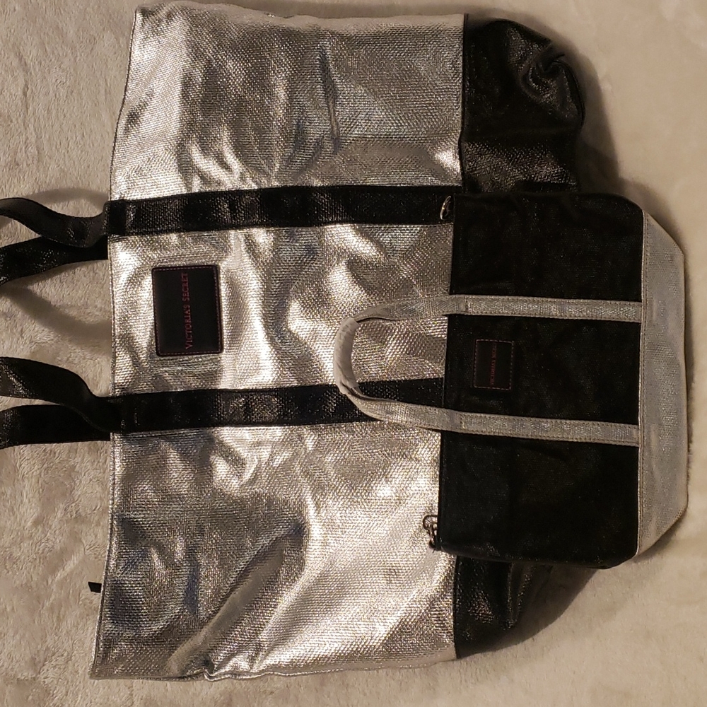 NWOT Victoria Secret Tote set